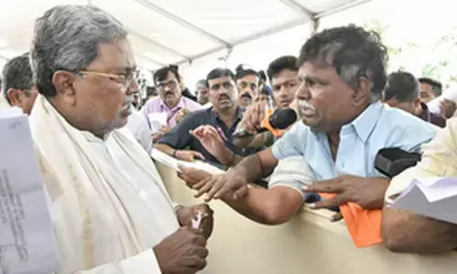 Ktaka CM tells doctors to treat those who come in old, dirty clothes humanely