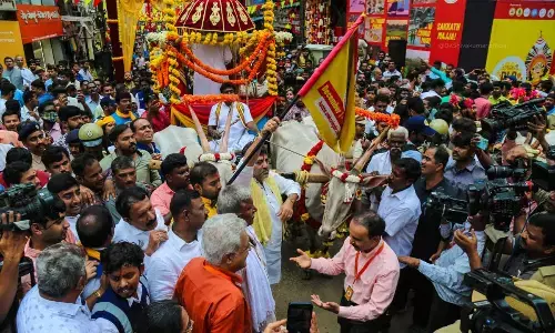 Bengaluru Habba Flagged Off by DCM D K Shivakumar