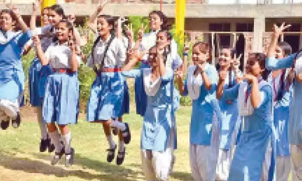 Prayagraj: ‘Anubhuti Curriculum’ to be implemented in UP schools