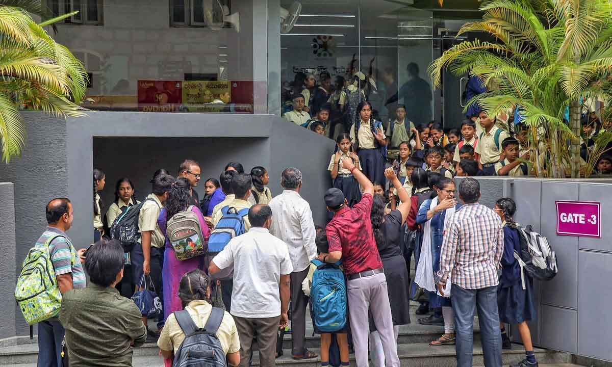 Over 60 Bengaluru Schools Receive Bomb Threat