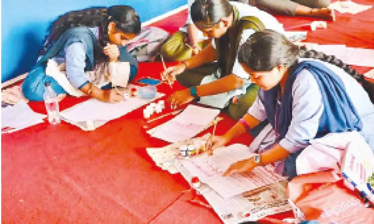 3-day workshop on ‘Creative skills in fabric crafts’ concludes