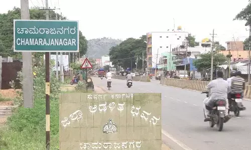 Residents urge CMC to distribute compensation