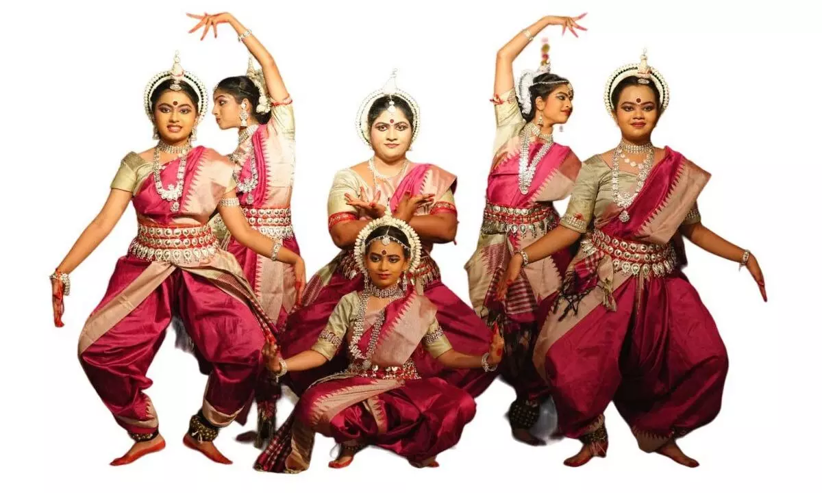 Dance Arangetram: Suma Anand And Maya Domeshek