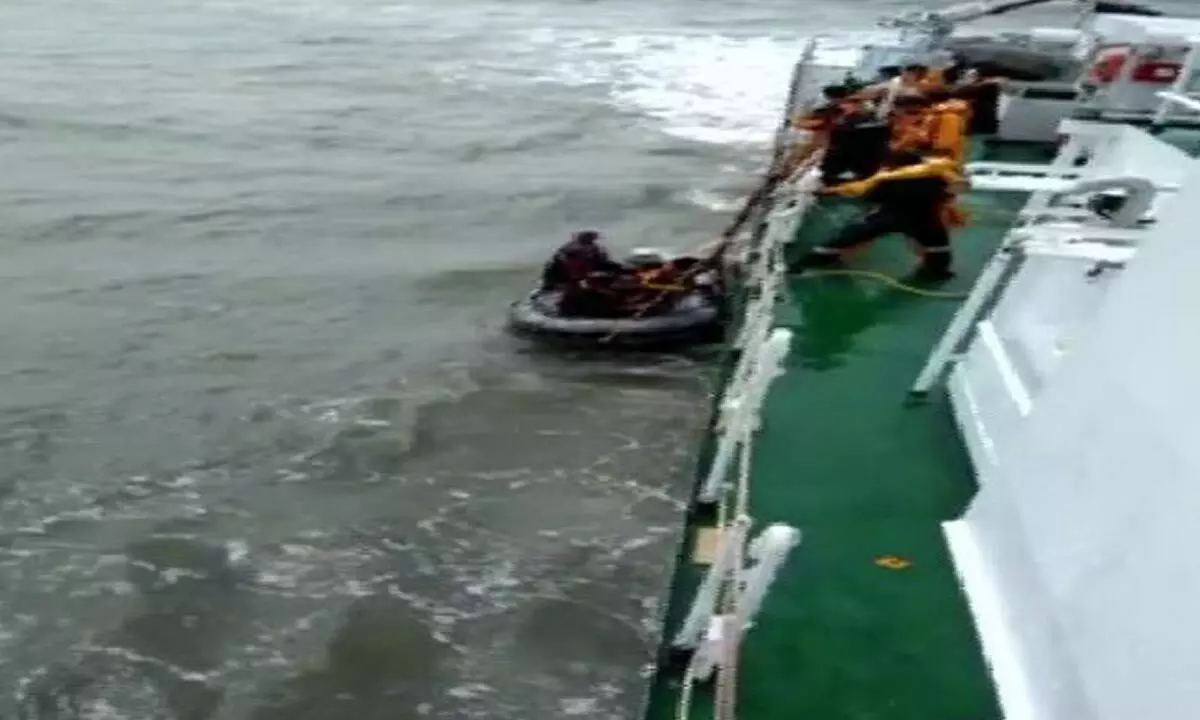 Indian Coast Guard Executes Rescue Mission in Karwar Retrieves 27 Stranded Fishermen Safely from the Arabian Sea