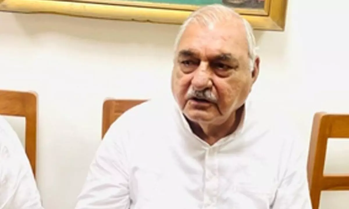 Hooda promises to fill 2L posts if Cong returns to helm in Haryana