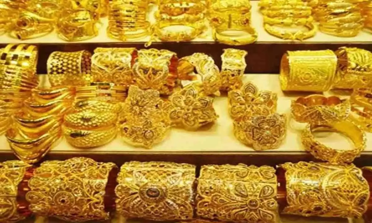 Gold rates in Delhi today surges, check the rates on 08 December, 2023