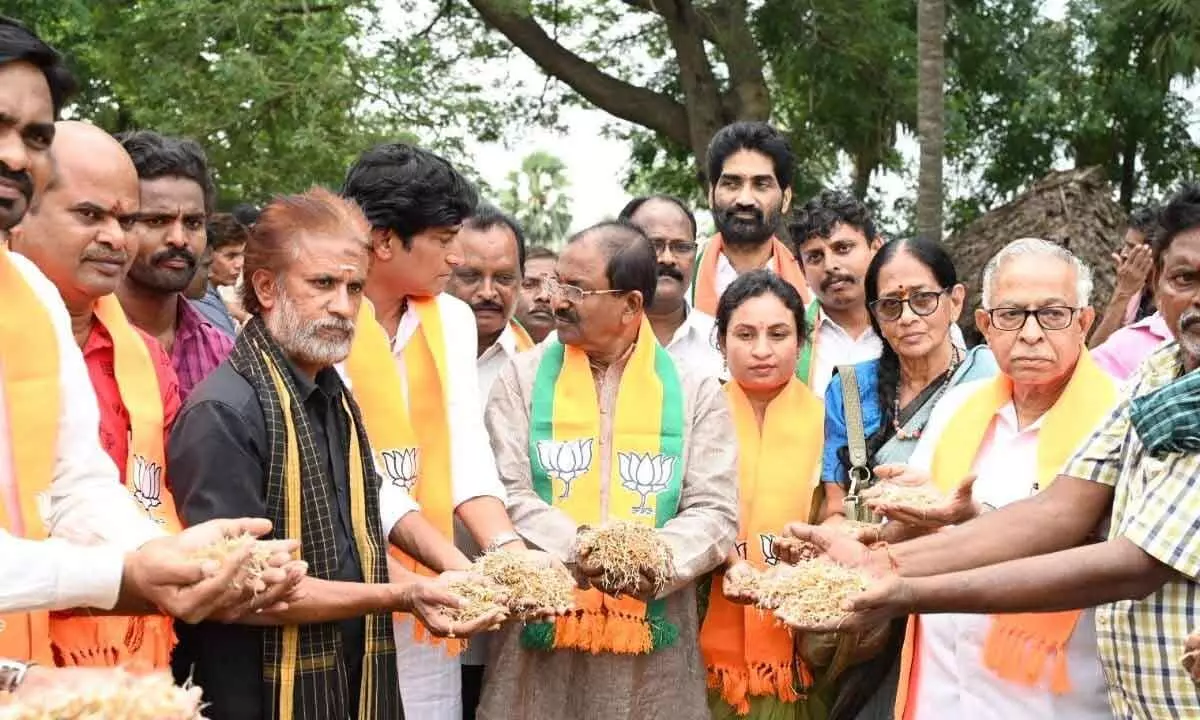 BJP demands supply of 25 kg rice to every family