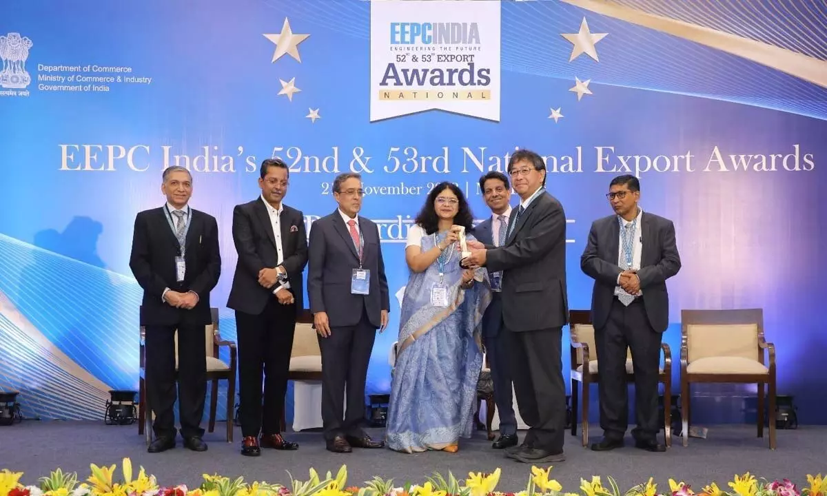 Toshiba Transmission & Distribution bags Star Performer Award from EEPC India