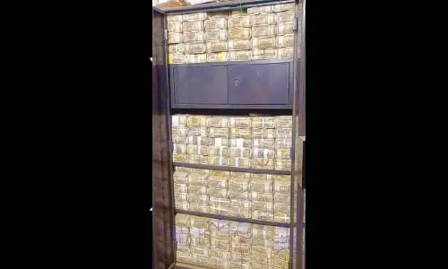 IT dept recovers Rs 150 cr cash after raids on distillery group, others