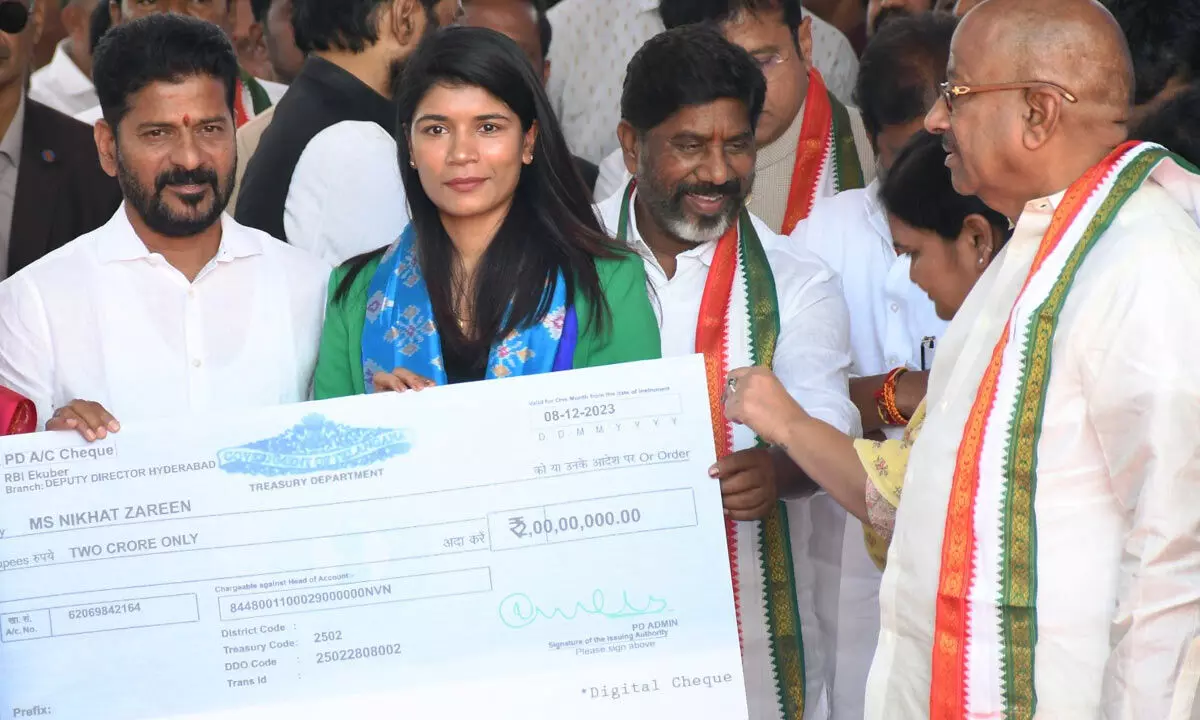 Telangana gives Rs 2cr to Nikhat Zareen to prepare for Paris Olympics