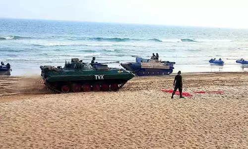 Visakhapatnam: Impressive demo enthralls spectators at RK Beach