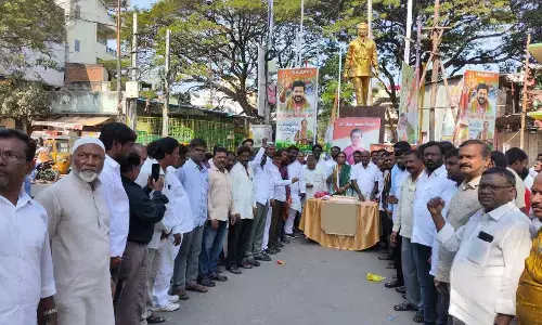 Congress leader Vijaya Reddy participates in Sonia Gandhi birthday celebrations at Himayatnagar