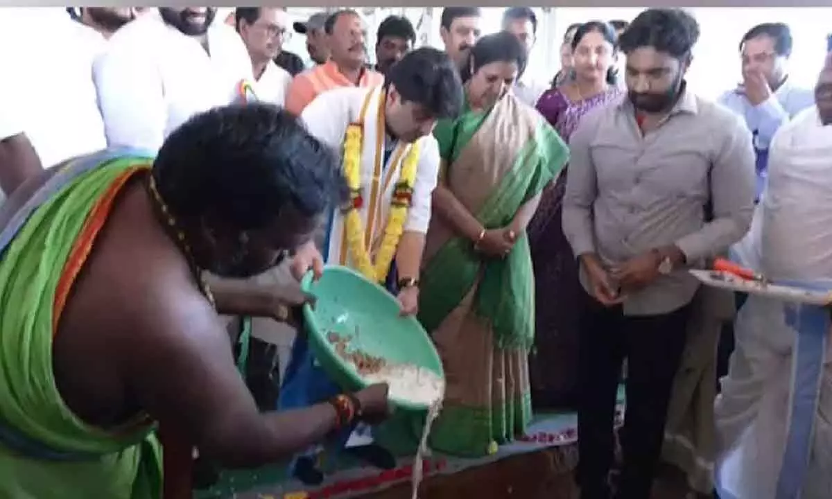 Jyotiraditya Scindia lays stone for new terminal at Rajahmundry airport