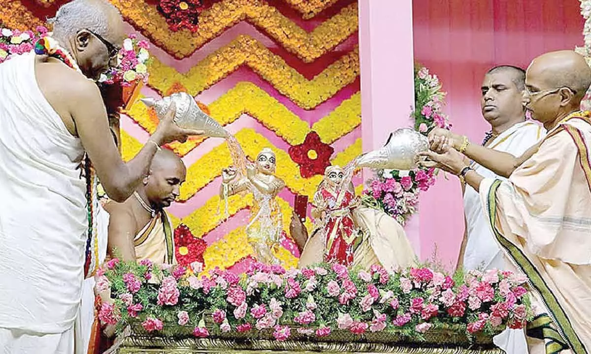 Hyderabad: Brahmotsavam at Hare Krishna Golden Temple concludes