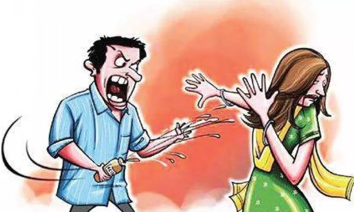 Auto driver attacks married woman with acid in Vizag