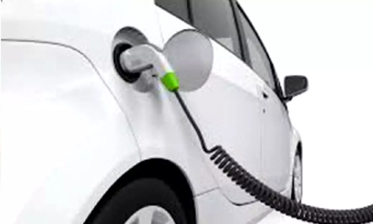 Tata Power, Indian Oil ink pact to set up 500 charging points for EVs