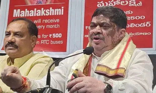 Ponnam slams oppn for levelling charges against new govt