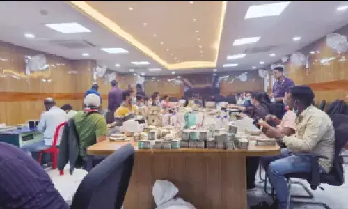 I-T raids on distillery unit: Cash counting continues on 5th day