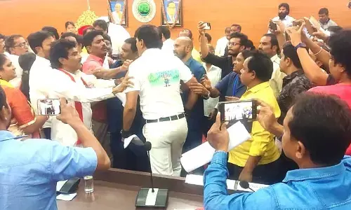 Heated arguments between ruling party and Opposition parties at council meeting