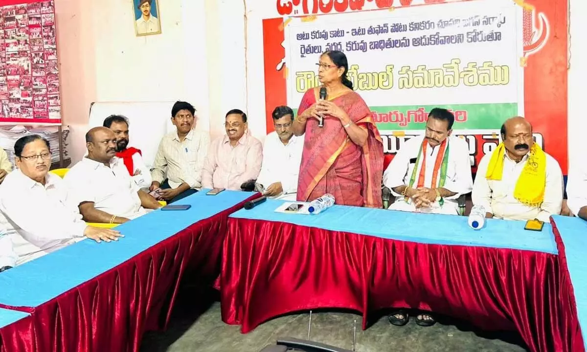 CPI national executive committee member Akkineni Vanaja speaking at a roundtable in Rajamahendravaram on Monday