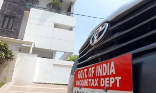 I-T dept carries out daylong raids at premises linked to ex-Trinamool MLA