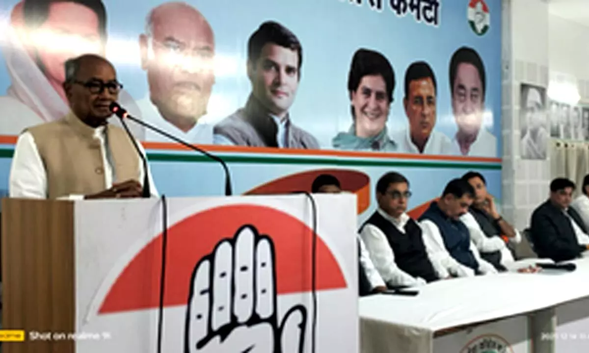 MP: Congress holds legislature party meeting in Kamal Naths absence