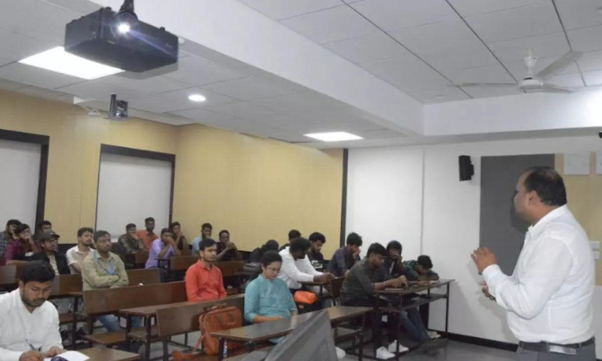GITAM hosts Guest Lecture on Use of Slag Based Products in Concrete