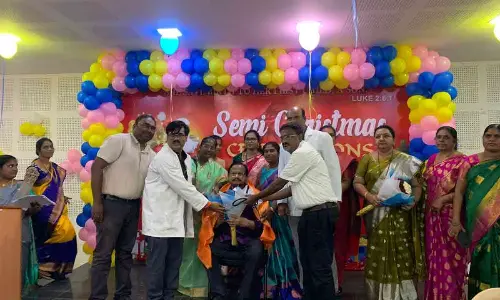 Ongole: GGH nursing staff celebrate semi-Christmas