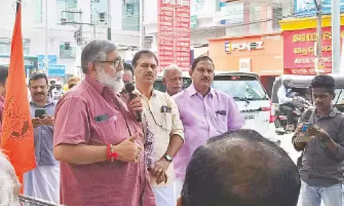 Address woes of Ayyappa devotees in Sabarimala, VHP urges TS, AP govts