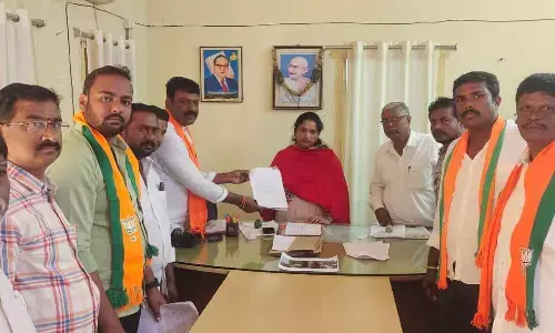 GHMC Dy. floor leader complains on encroachments in Hayathnagar