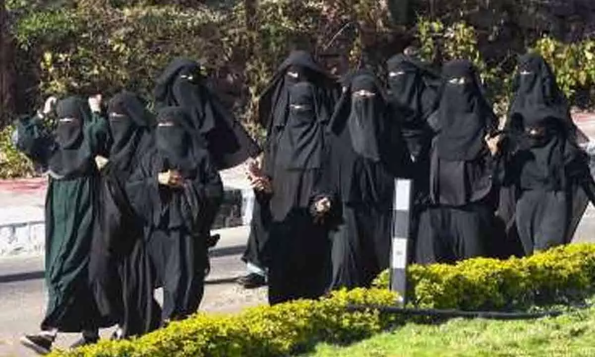 Hyderabad: Women’s College refuses to allow burqa-clad women to write exams