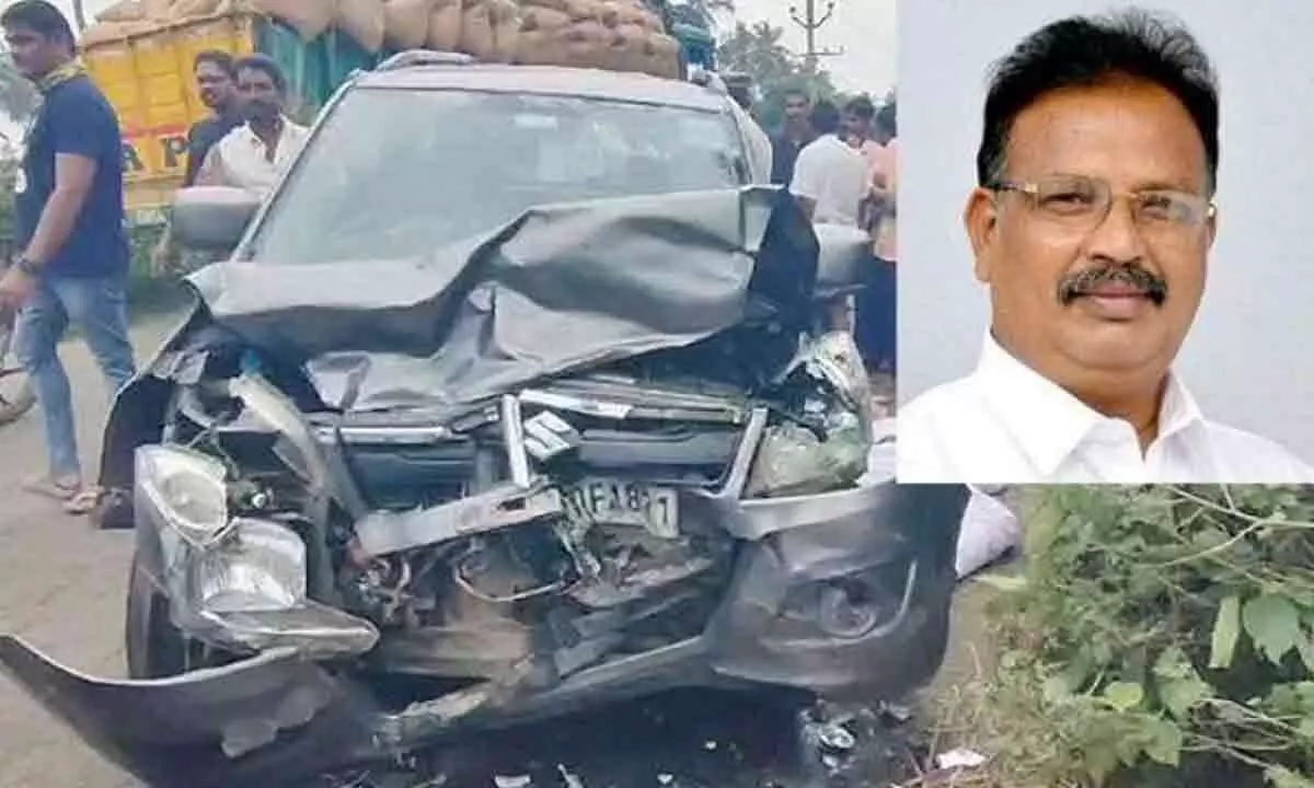 Andhra Pradesh: MLC dies in a road accident in West Godavari district