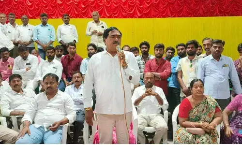 Errabelli gives pep talk to boost cadres’ morale