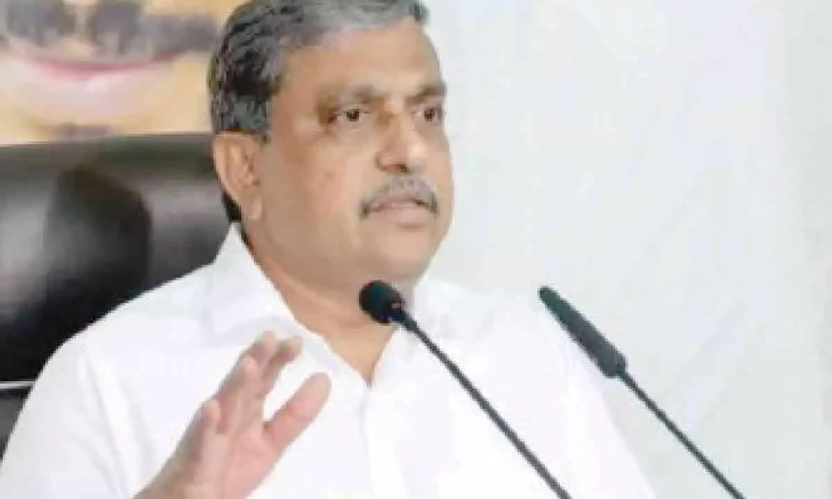Vijayawada: Sajjala Ramakrishna Reddy finds fault with Naidu for writing letter to Centre