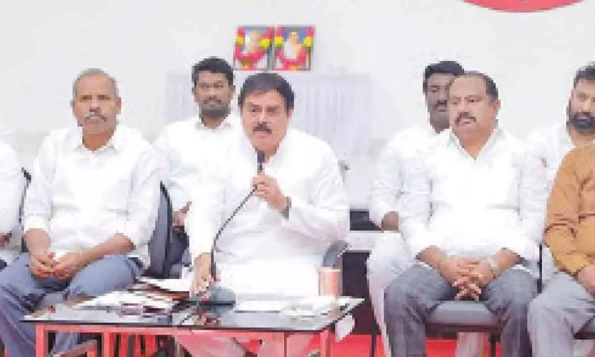 Vijayawada: Blacklisting of AP by banks shameful says Nadendla Manohar