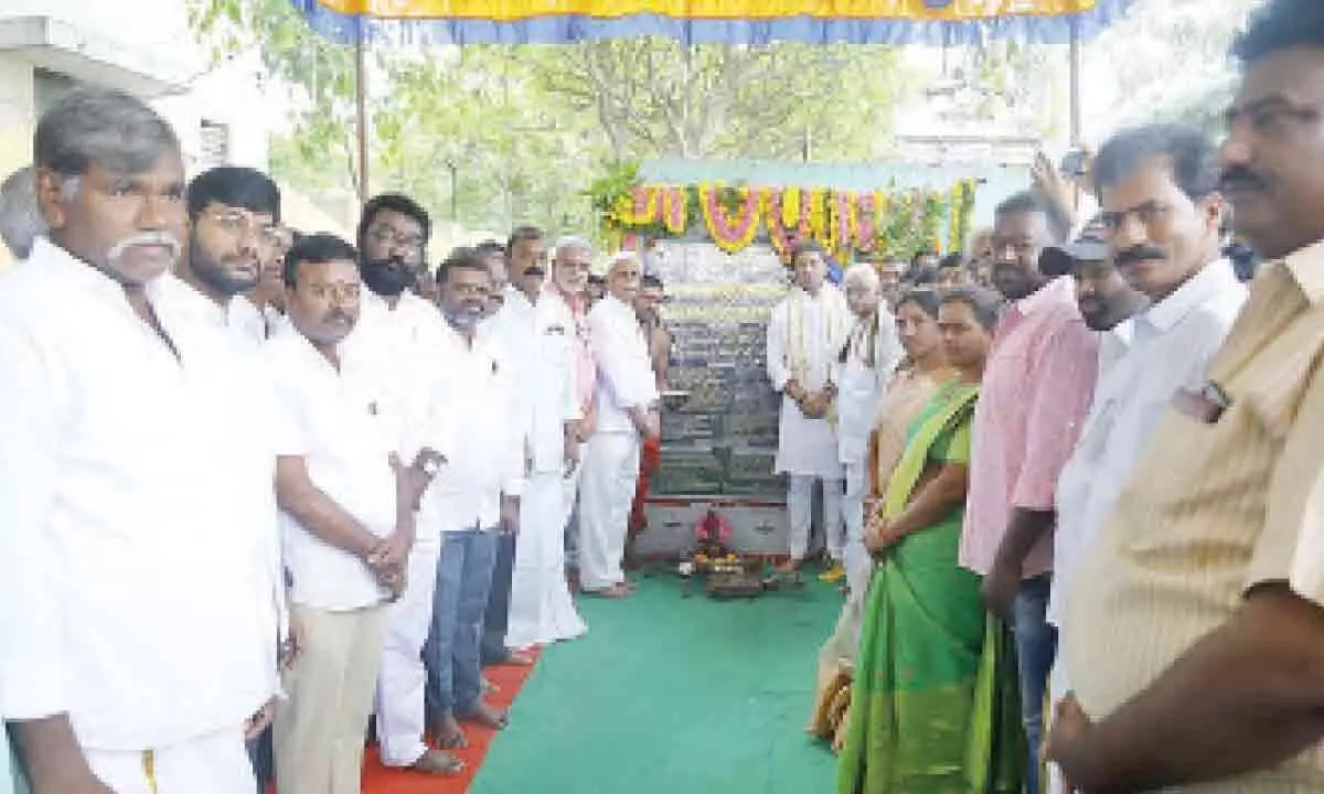 Nellore: MLA Mekapati Vikram Reddy launches Someswara temple restoration works