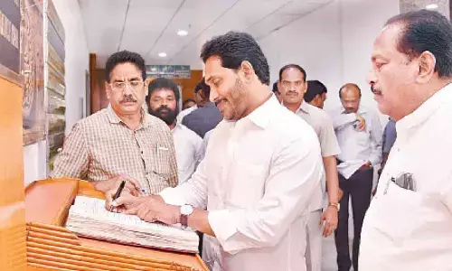 Vijayawada: Get ready for polls says YS Jagan mohan Reddy