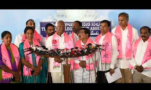 Guv just read out Cong’s manifesto, flays BRS