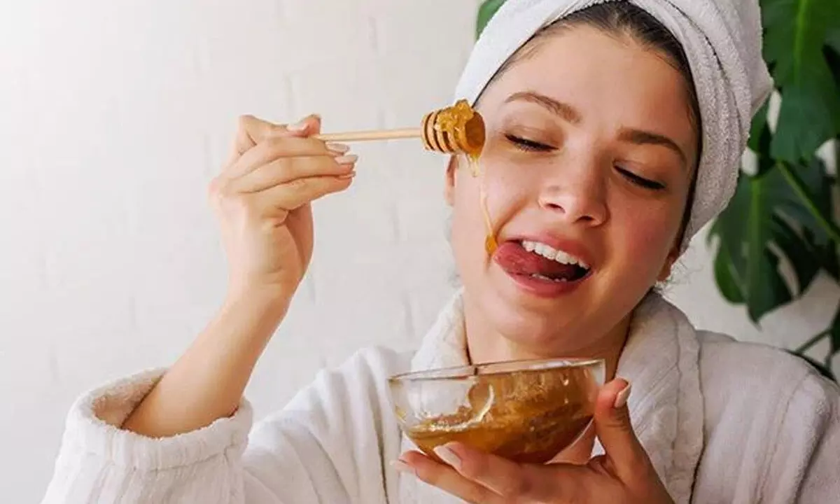 DIY face packs with honey