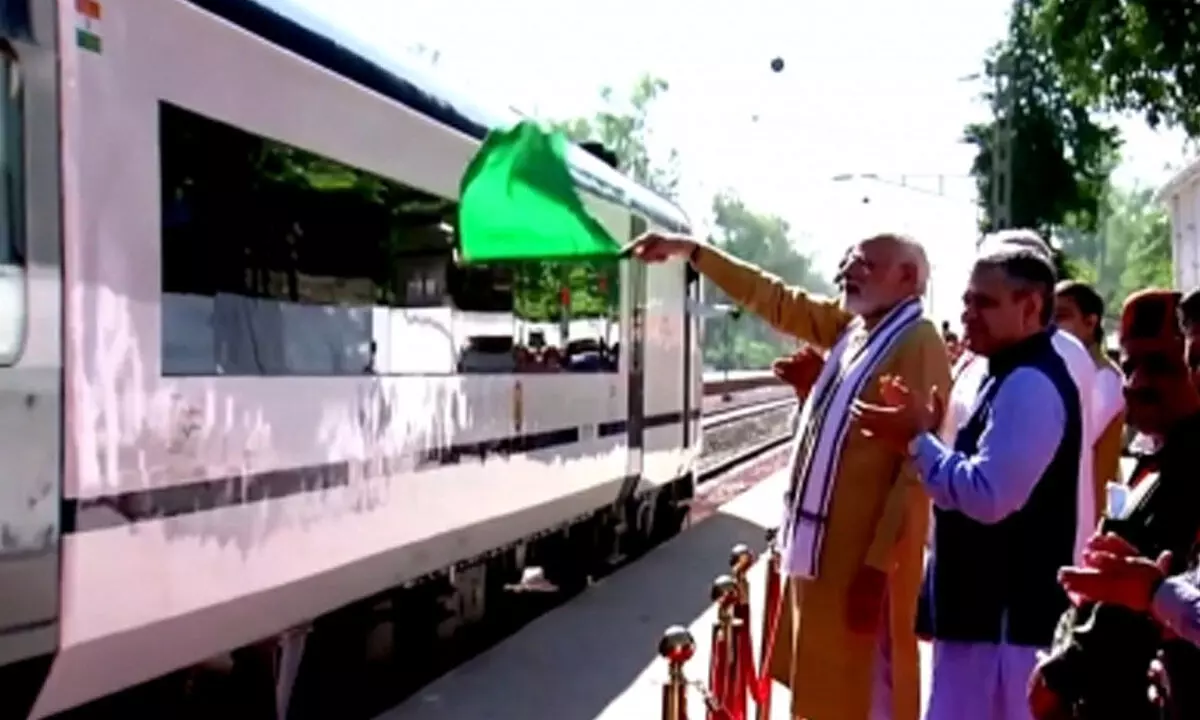 PM flags off second Varanasi-Delhi Vande Bharat Express