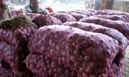 Bengal: Officials to be monitored while procuring foodgrains from farmers