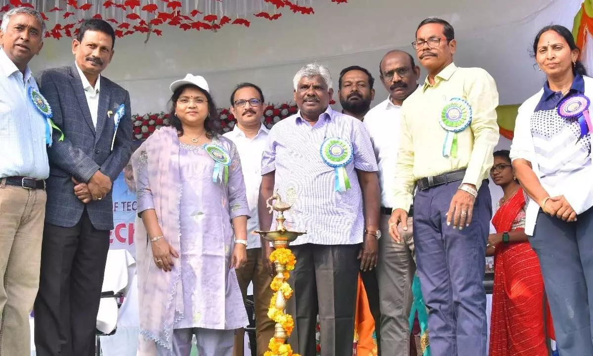 Commissioner of Technical Education Chadalavada Nagarani and others at the inaugural function of the 26th Inter-Polytechnic Sports and Games Meet