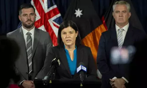 Leader of Australias Northern Territory resigns over shares scandal