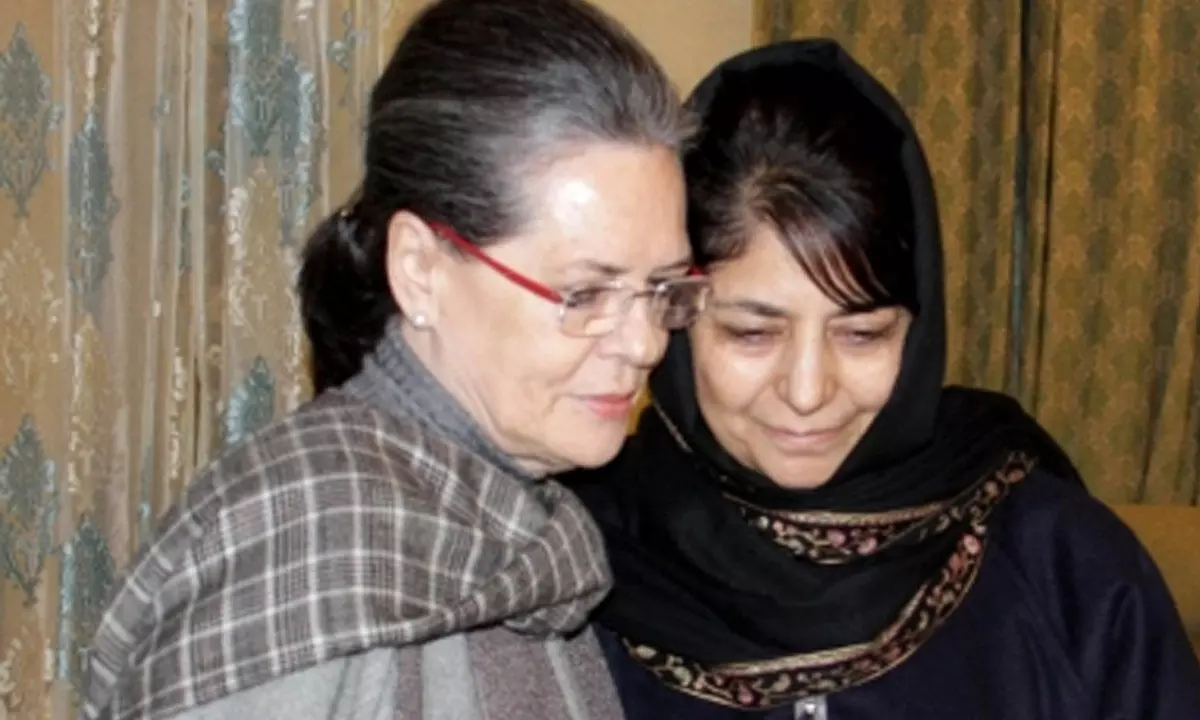 A day after INDIA bloc meeting, Mehbooba Mufti meets Sonia Gandhi