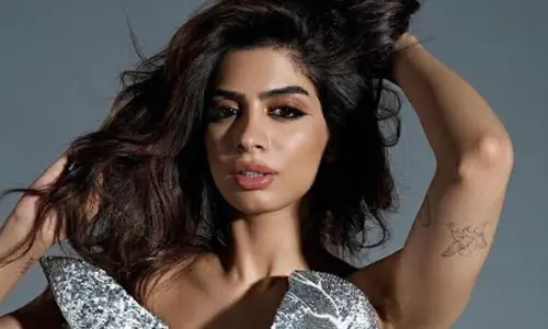 Khushi Kapoors Childhood Playground: From Movie Sets to Stardom!