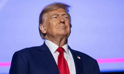 US court disqualifies Trump from running for presidency