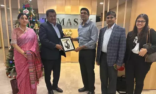 Minister MB Patil invites Aditya Birla Group to invest in State