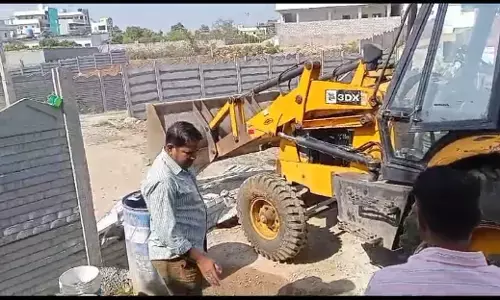 Encroached road restored in Mansurabad Of GHMC