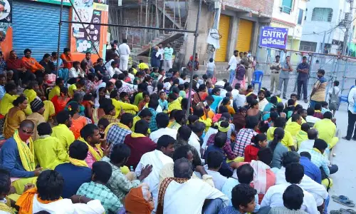 Devotees Thronging at ticket counters