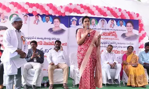 Minister for Medical and Health Vidadala Rajini inaugurated a blood donation camp